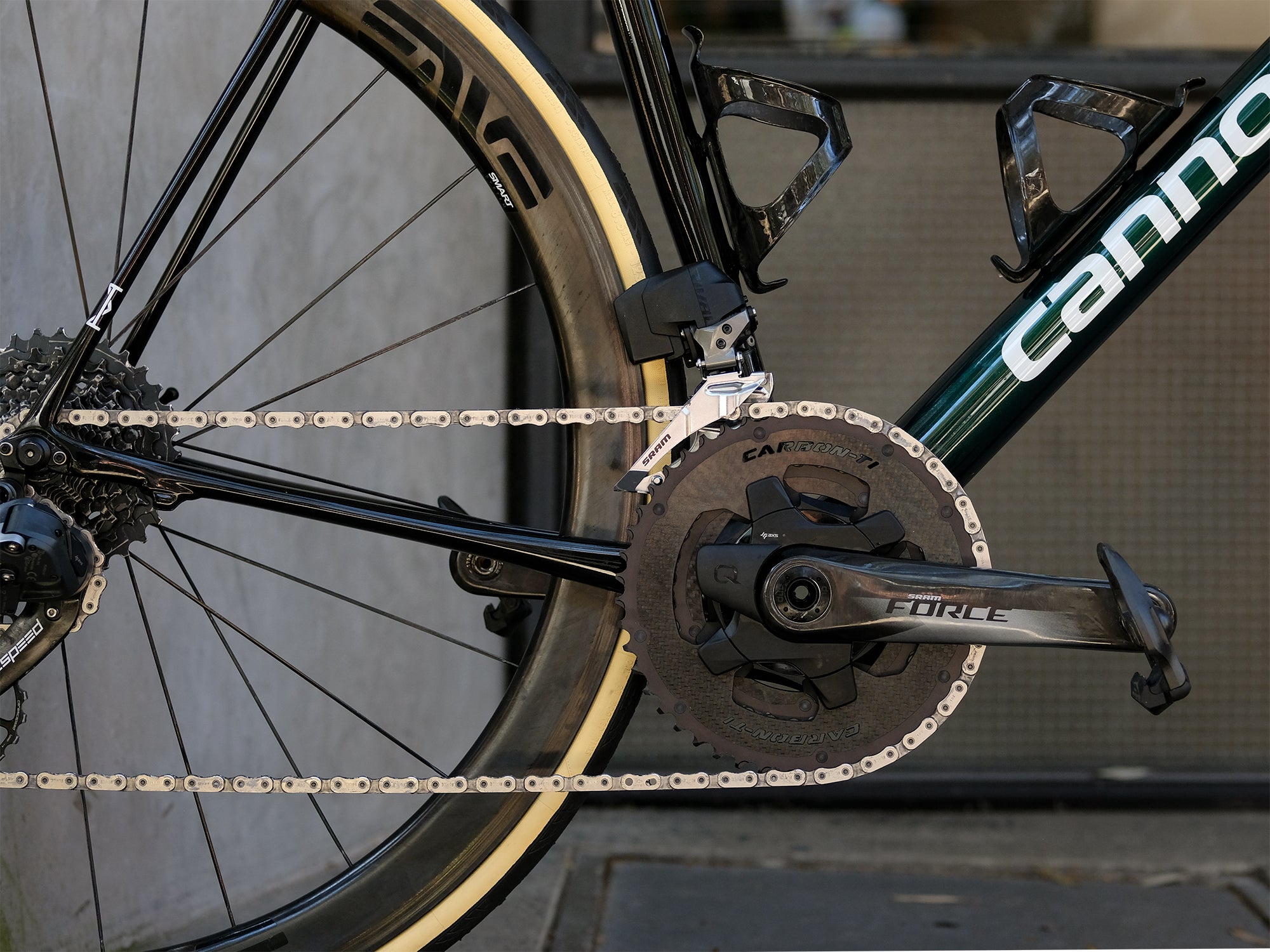 Chain Wax or Wax-Based Chain Lube ? CCACHE Chain Wax or Wax-Based Chain Lube ? CCACHE