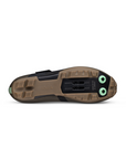 fizik-vento-ferox-carbon-mud-grape-bottom