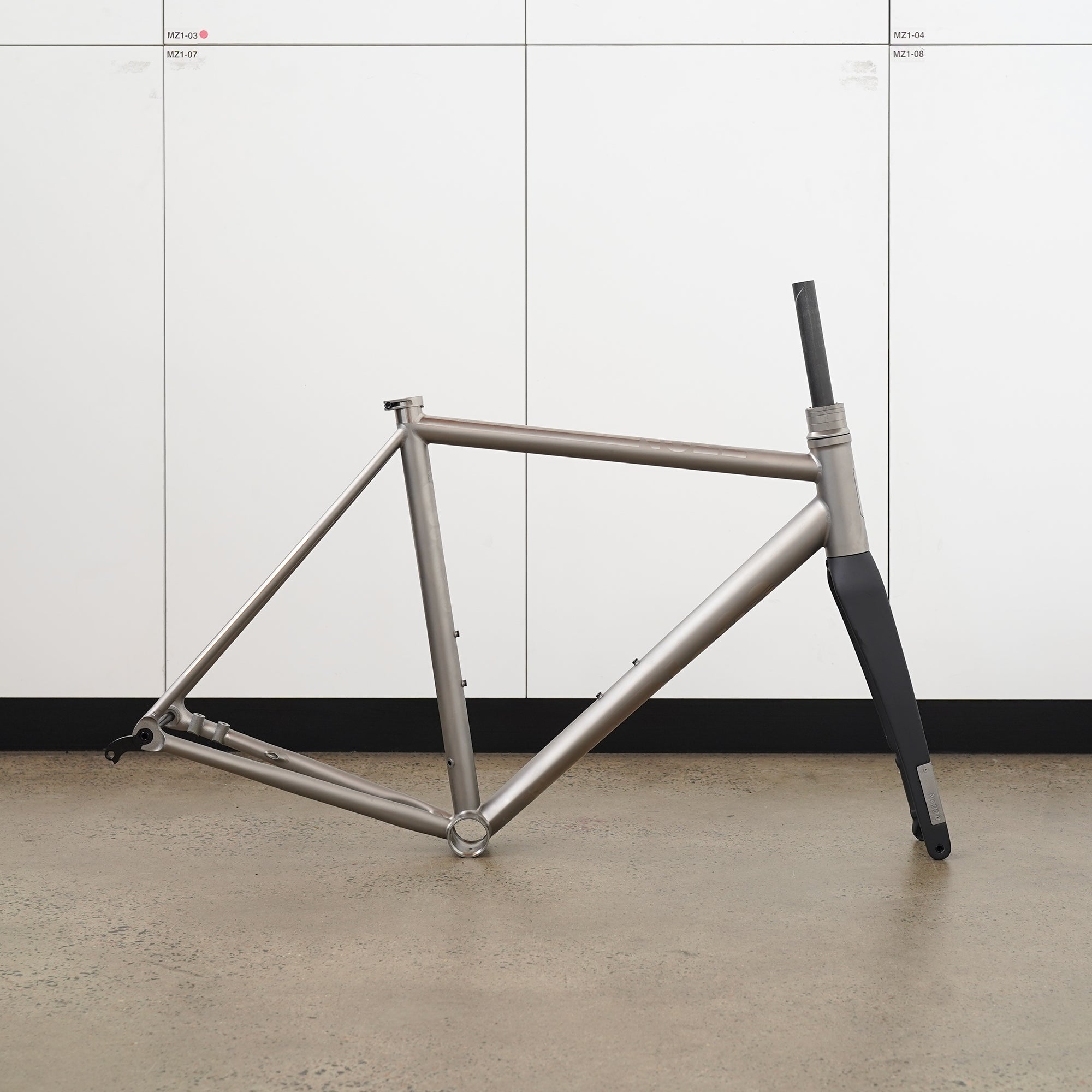 No. 22 Great Divide Titanium Road Frameset 54cm Raw