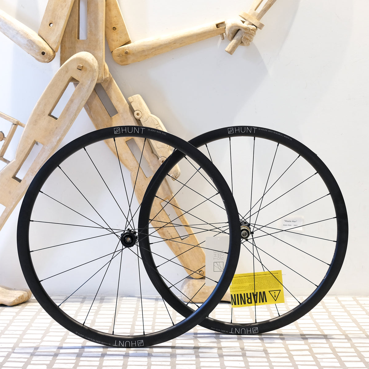 Hunt aero best sale light wheelset