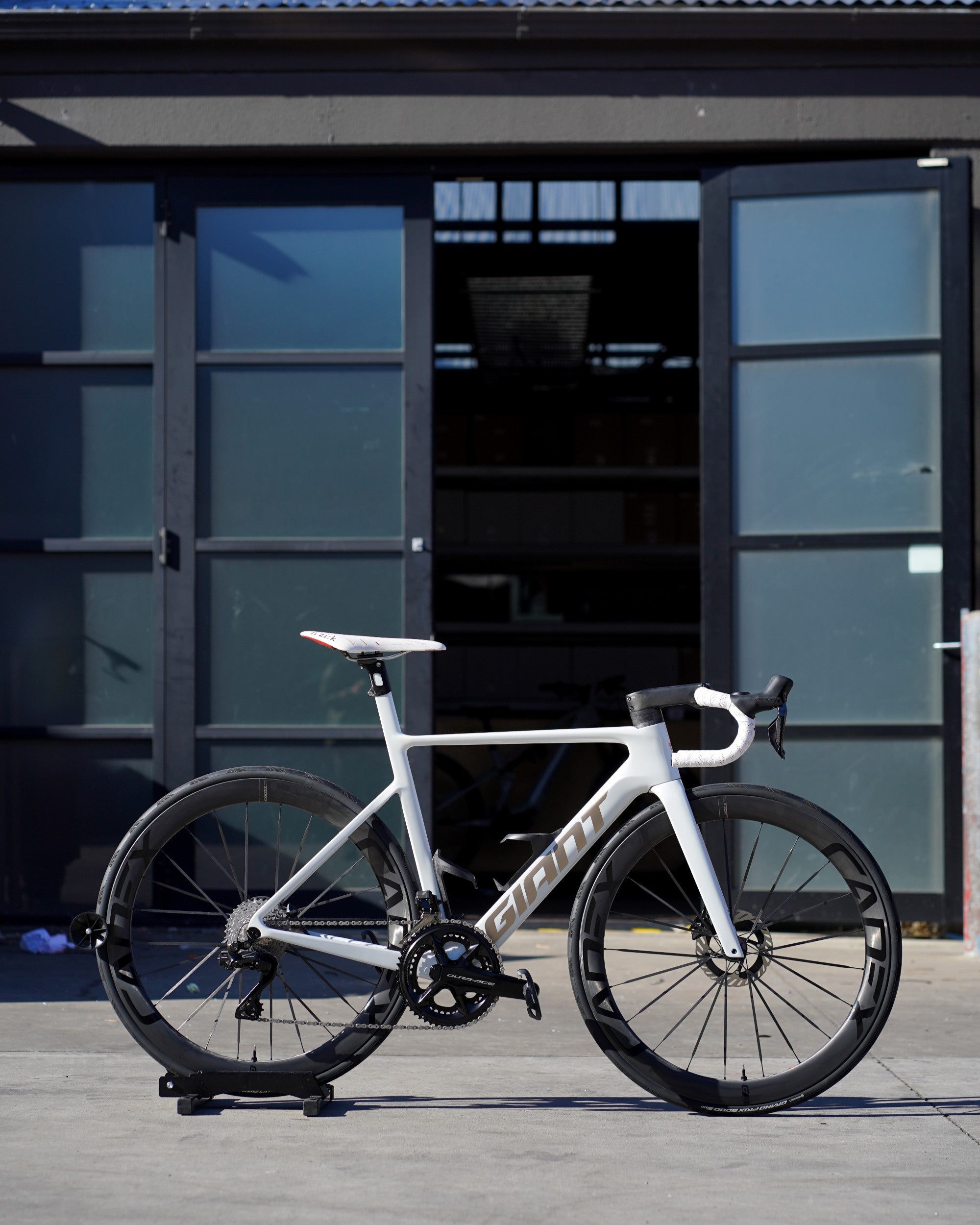 Bike Check / Giant Propel SL Pearl White Custom Paint