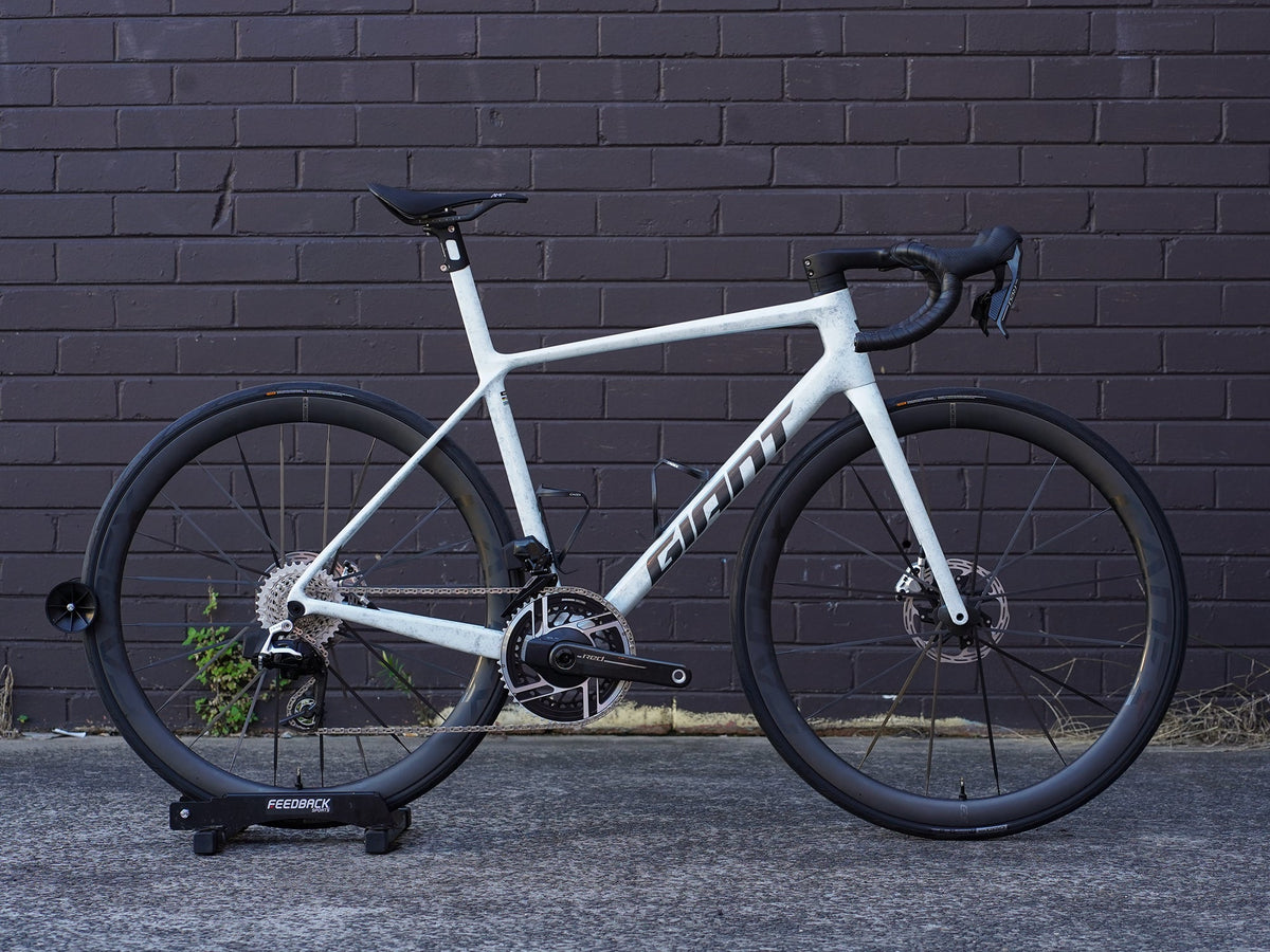 Bike Check / Opal Giant TCR SL with SRAM RED E1 – CCACHE