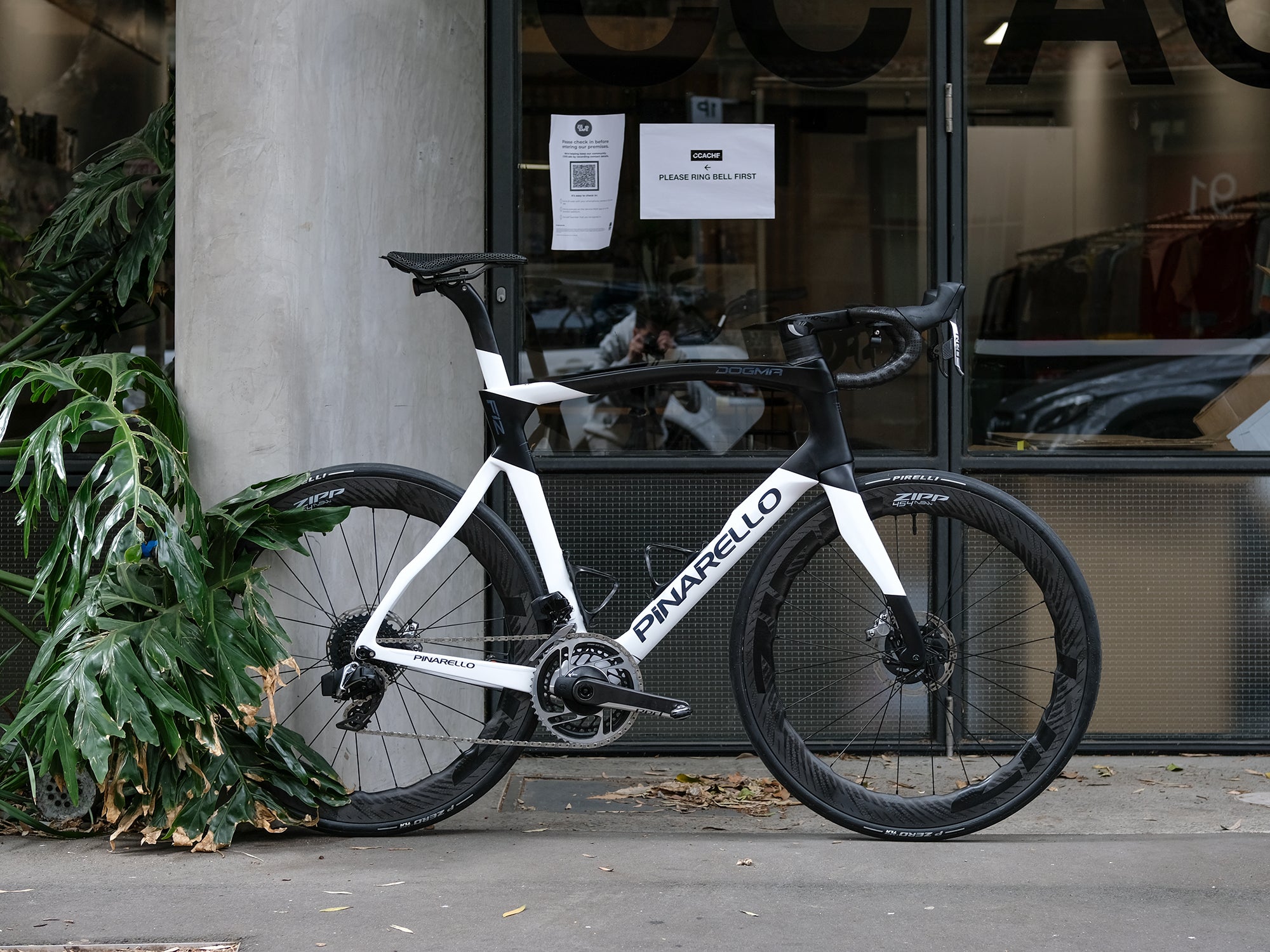 Pinarello F12 Astro White Custom Build