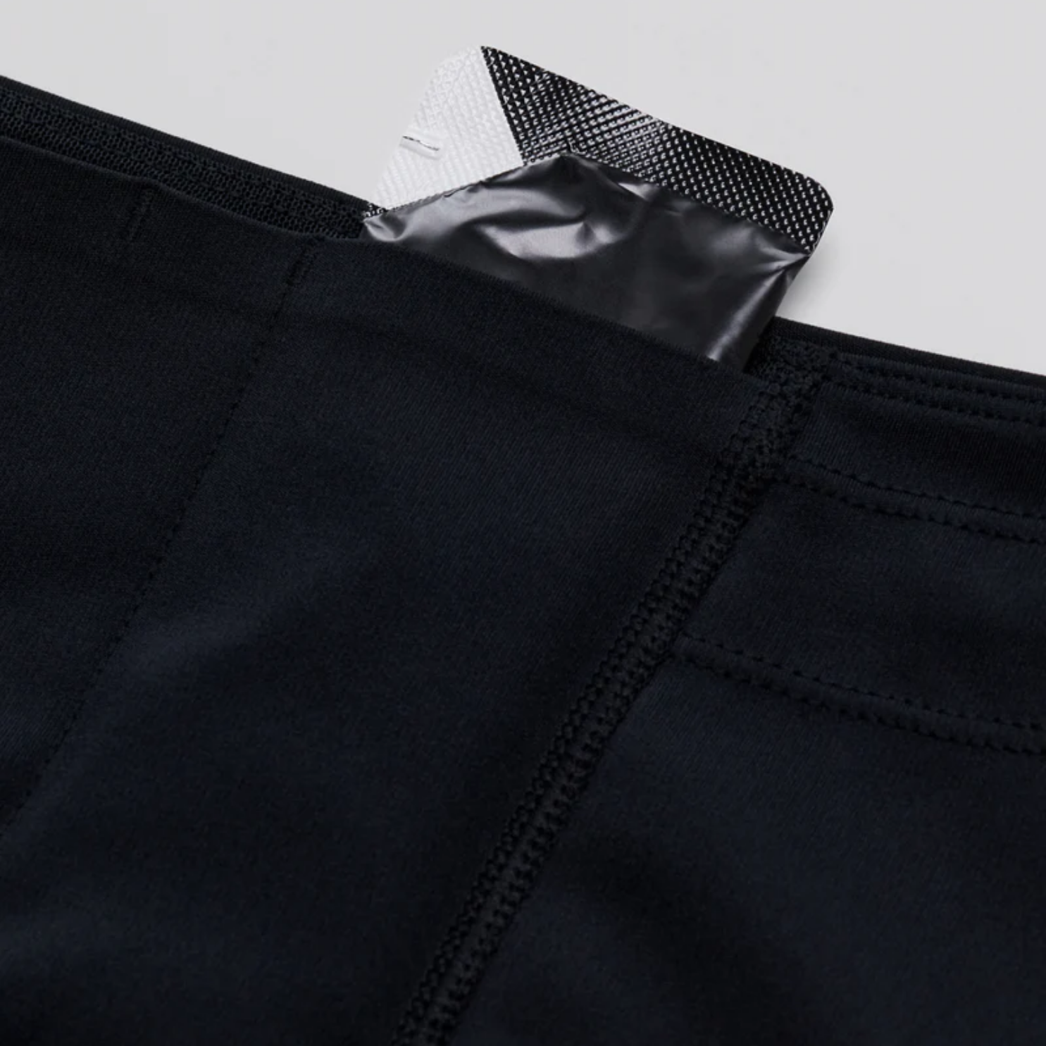 Bandit Running Women's Stamina-V™ High Waist 7" Compression Short - Black