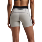 Bandit Running Women's Striped Cadence™ 5" Compression Shorts - Plaster/Slate
