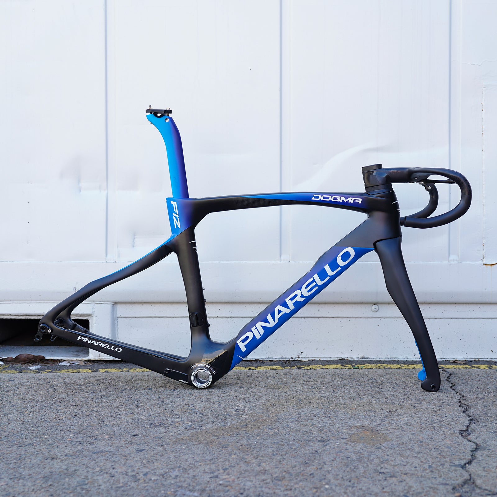 Preloved / Dogma F12 Frameset + Most Talon ultra Integrated Handlebar - Galaxy Blue 47