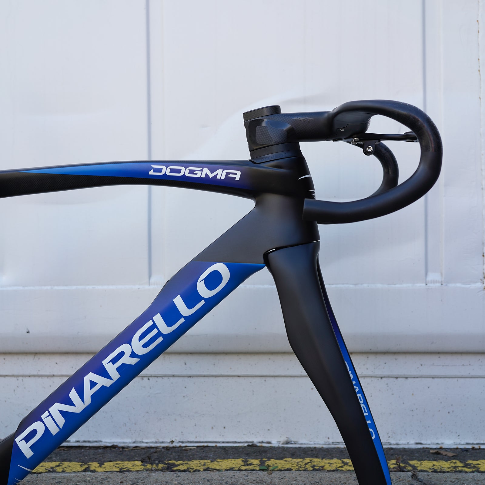 Preloved / Dogma F12 Frameset + Most Talon ultra Integrated Handlebar - Galaxy Blue 47