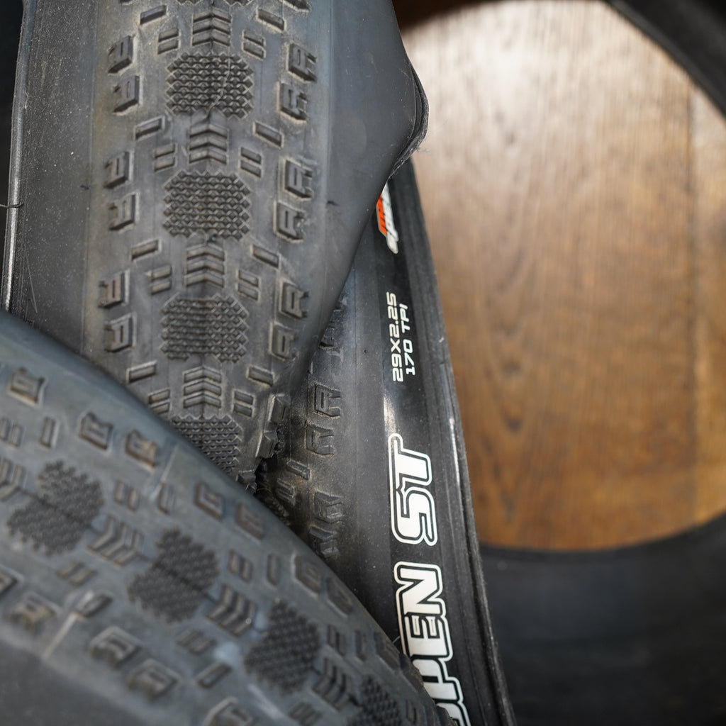 Take Off Maxxis Aspen ST Team Spec 29" 2.25 - Pair