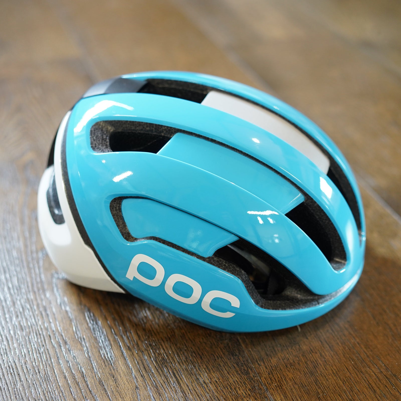 Preloved / POC Omne Beacon MIPS Helmet - Kyanite Blue / Hydrogen White