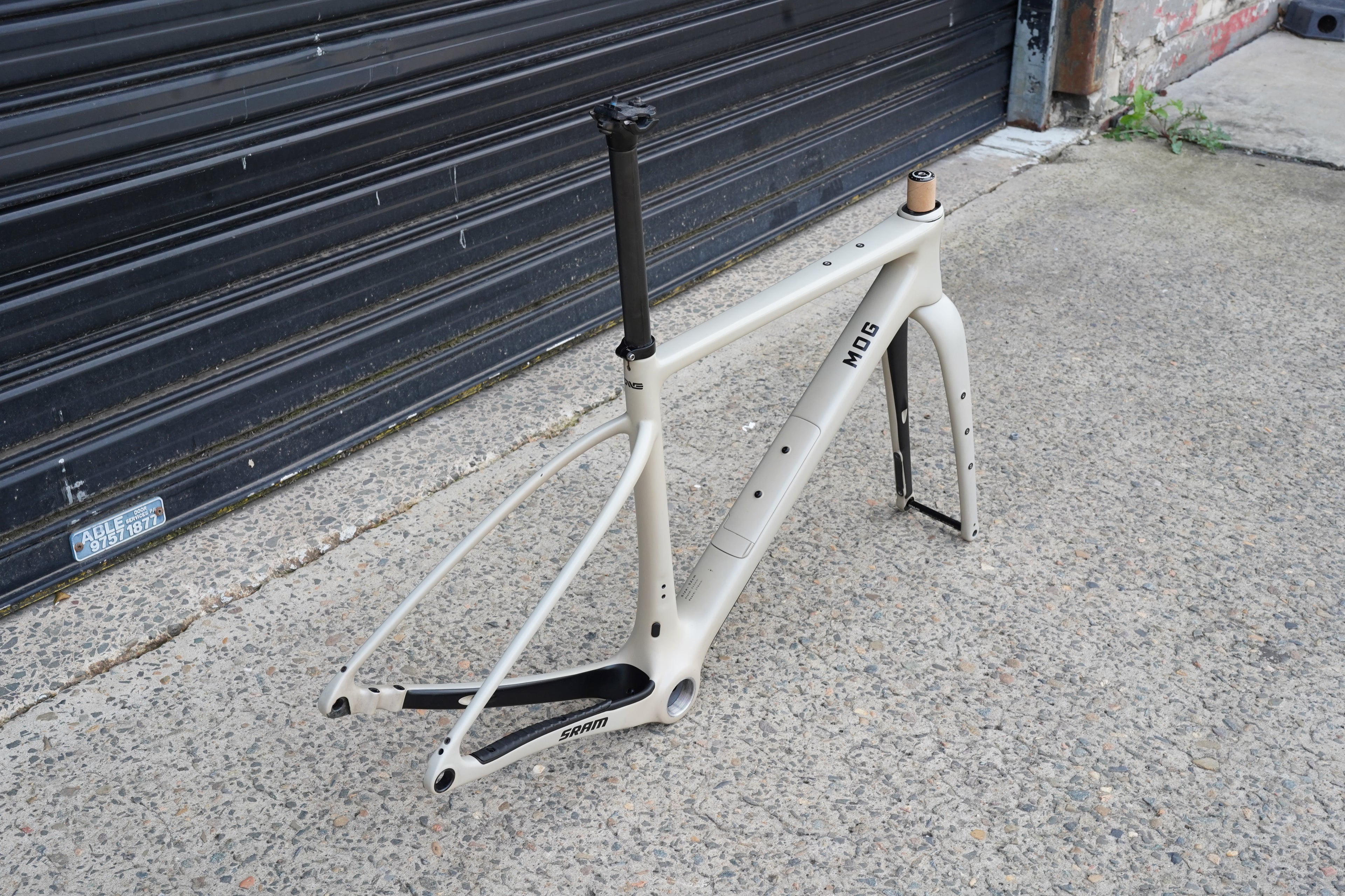 Preloved / ENVE MOG Frameset - Size 52 - Sand