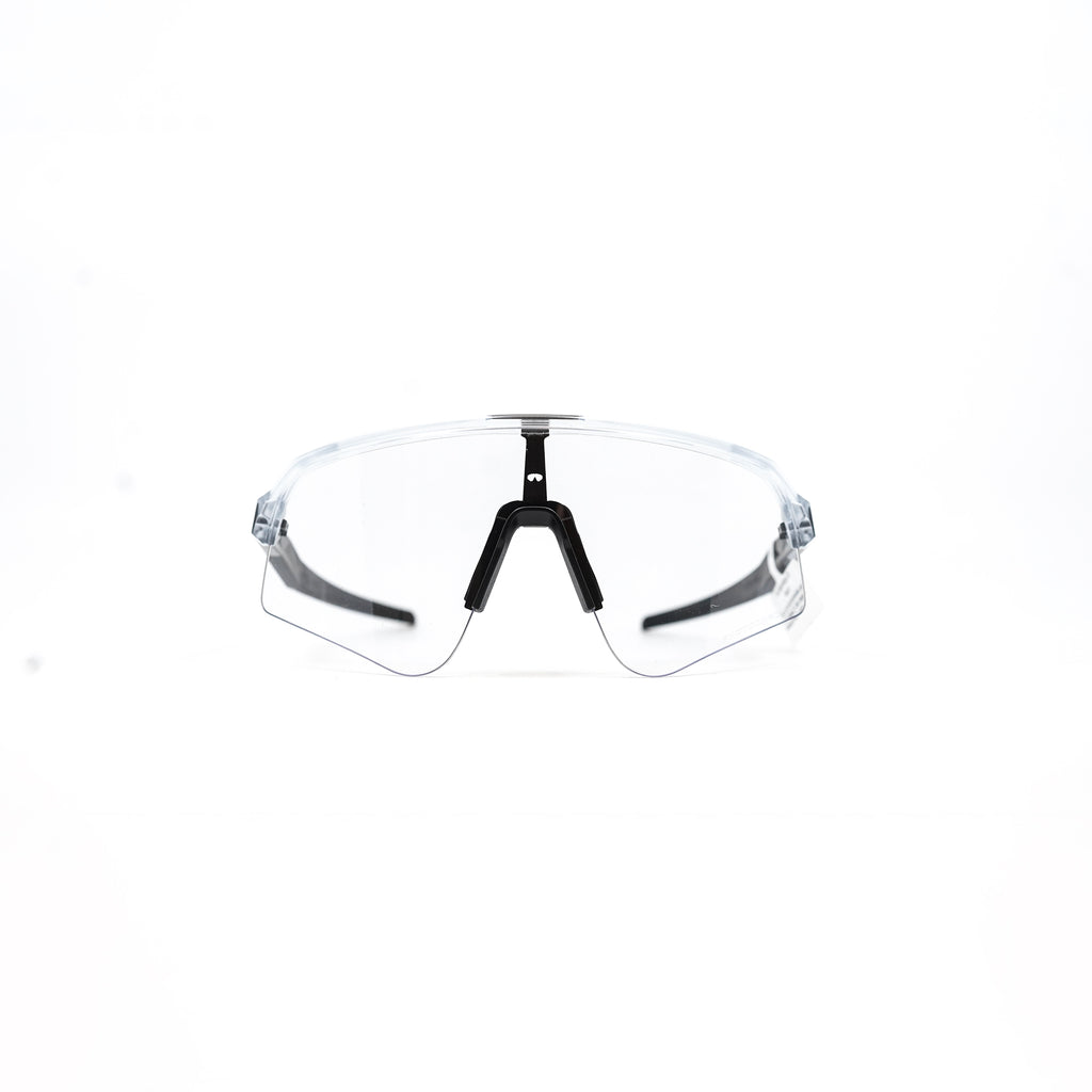 oakley-sutro-lite-sweep-sunglasses-matte-clear-photochromic-lens