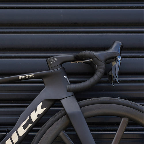 Shimano Dura-Ace Di2 ST-R9270 12 速变速器 + 平装卡钳