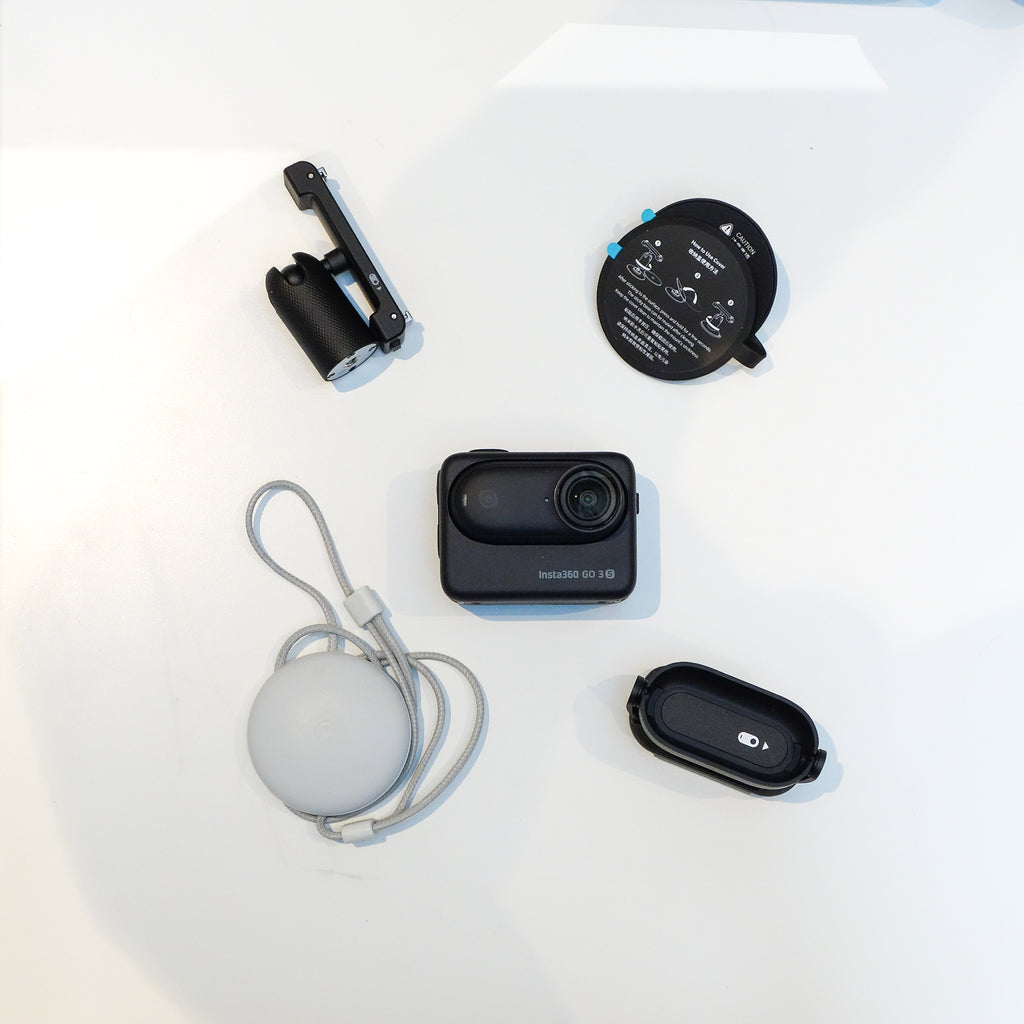 Preloved / Insta 360 Go 3S Action Camera Black Camera Bundle