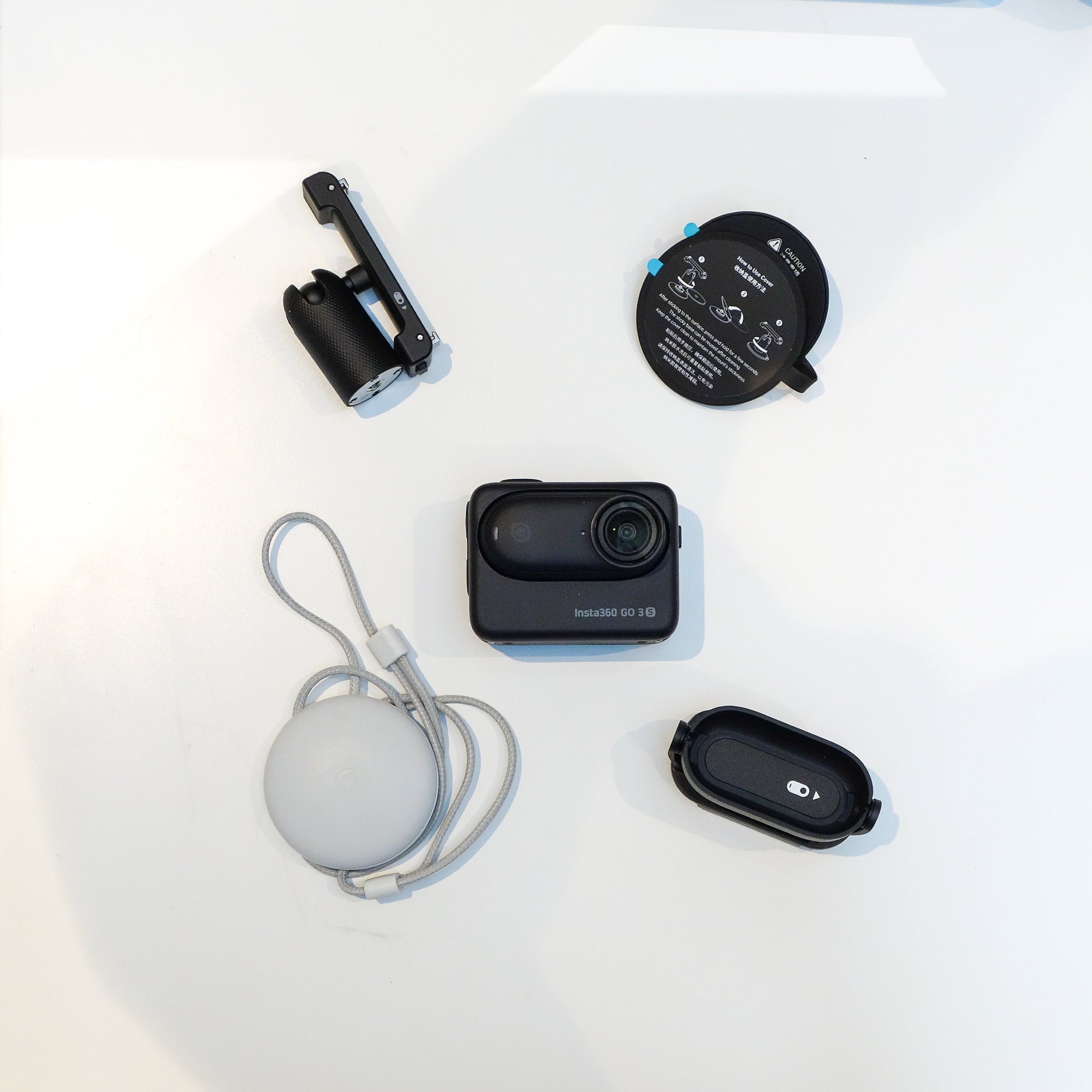 Preloved / Insta 360 Go 3S Action Camera Black Camera Bundle