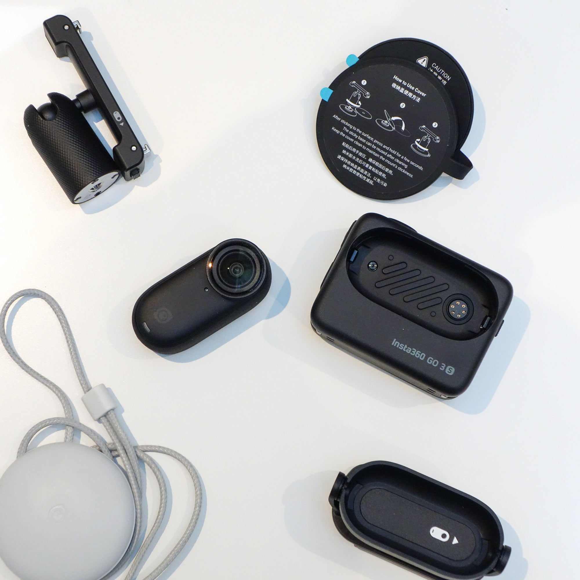 Preloved / Insta 360 Go 3S Action Camera Black Camera Bundle