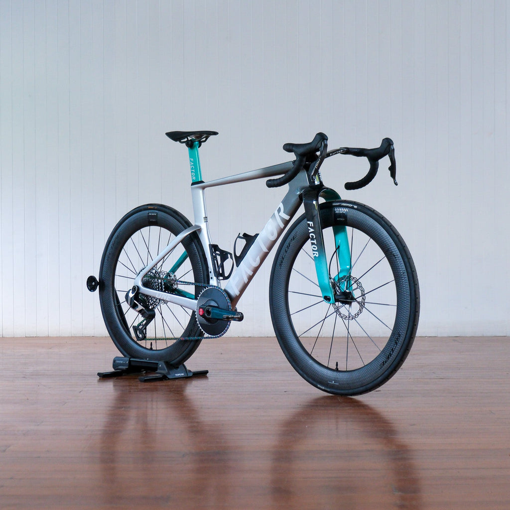 Factor ONE Premium Package - Silverstone