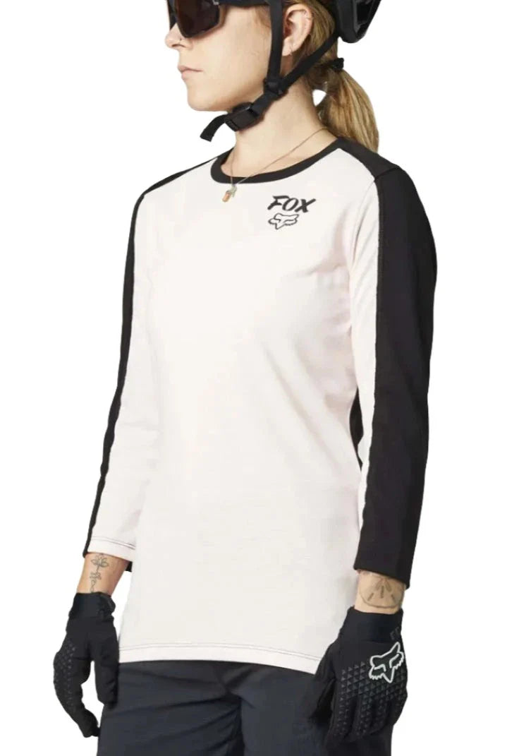 Fox WOMENS RANGER DR 3/4 JERSEY -  Pale Pink Right Front Facing with Model