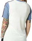 Fox WOMENS RANGER DR SS JERSEY - Cloud Grey Side Front BACK FACING MODEL LEFT