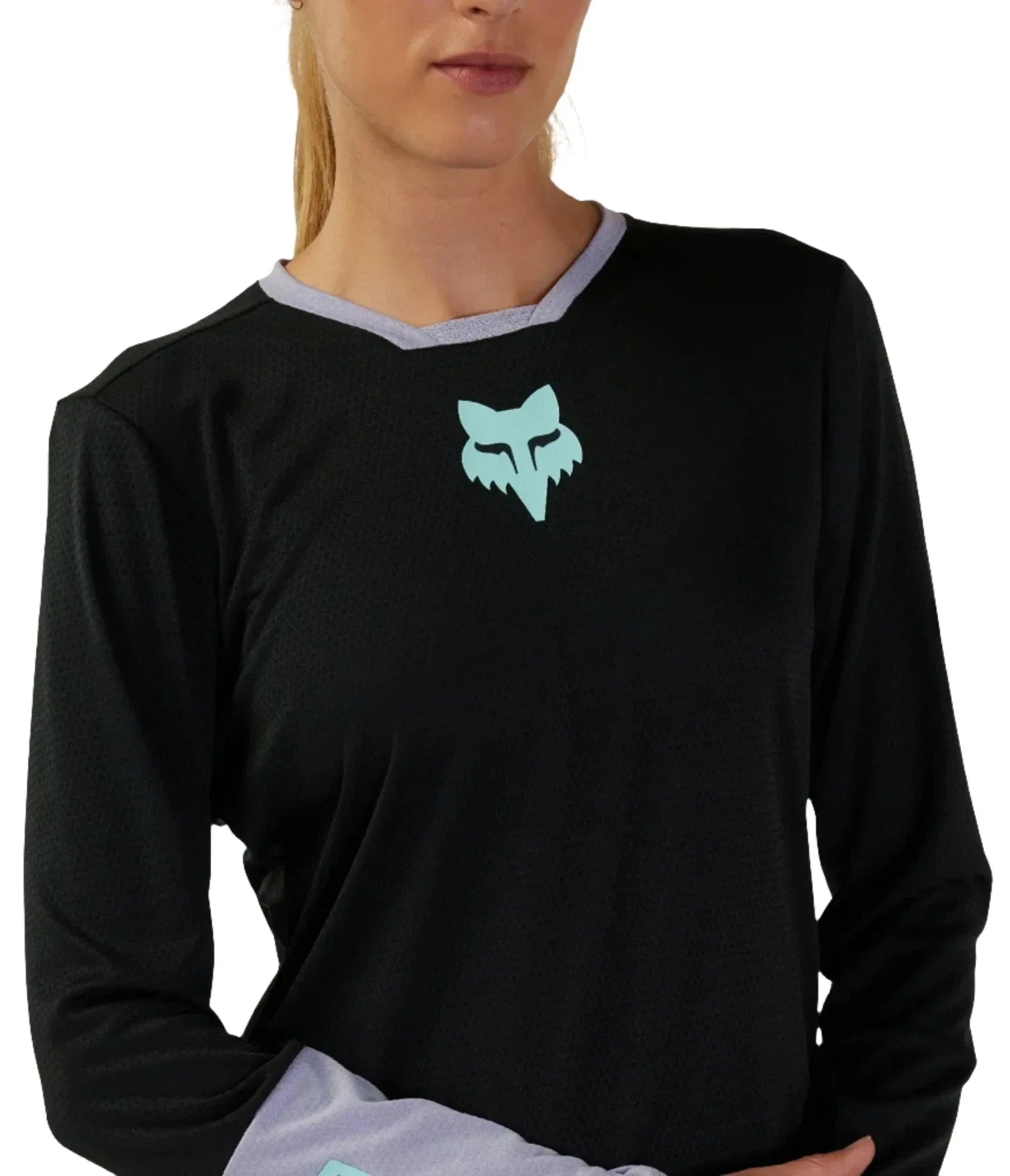 Fox WOMENS DEFEND RACE LS JERSEY - Black Front Facing Model