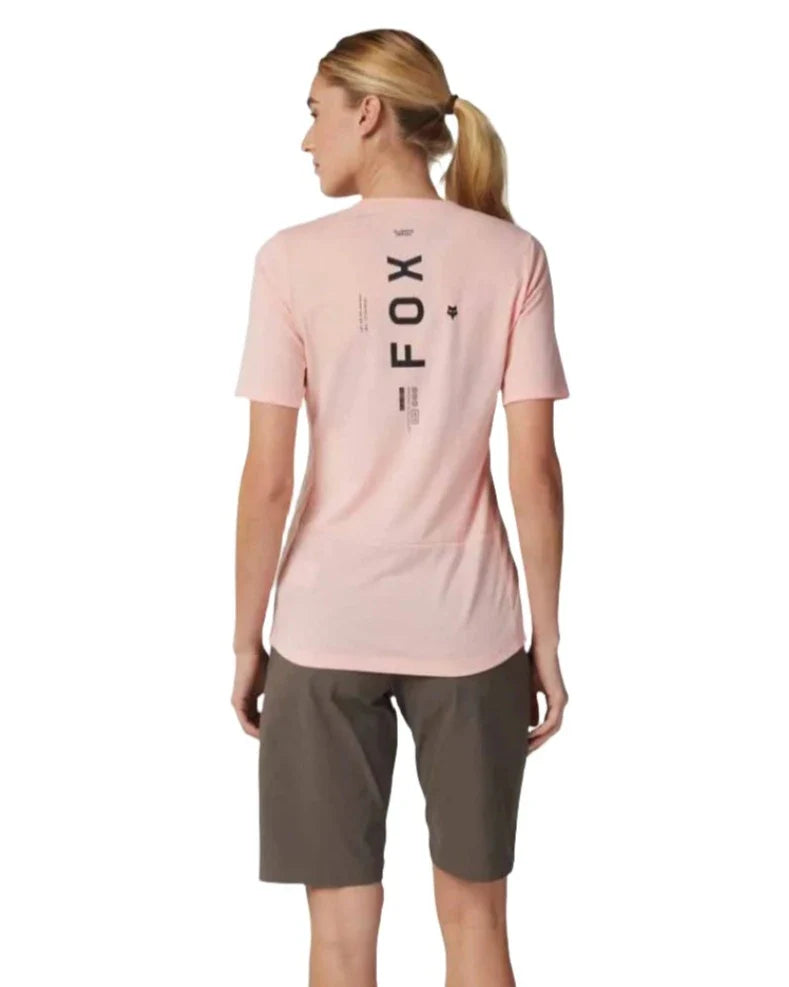 Fox WOMENS RANGER DR SS JERSEY ALYN - Flamingo Back Facing Model