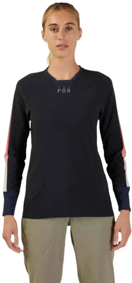 Fox WOMENS DEFEND THERMAL JERSEY LUNAR - Black Front Facing Model