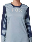 Fox WOMENS DEFEND LS JERSEY TAUNT - Gunmetal Front Facing Model