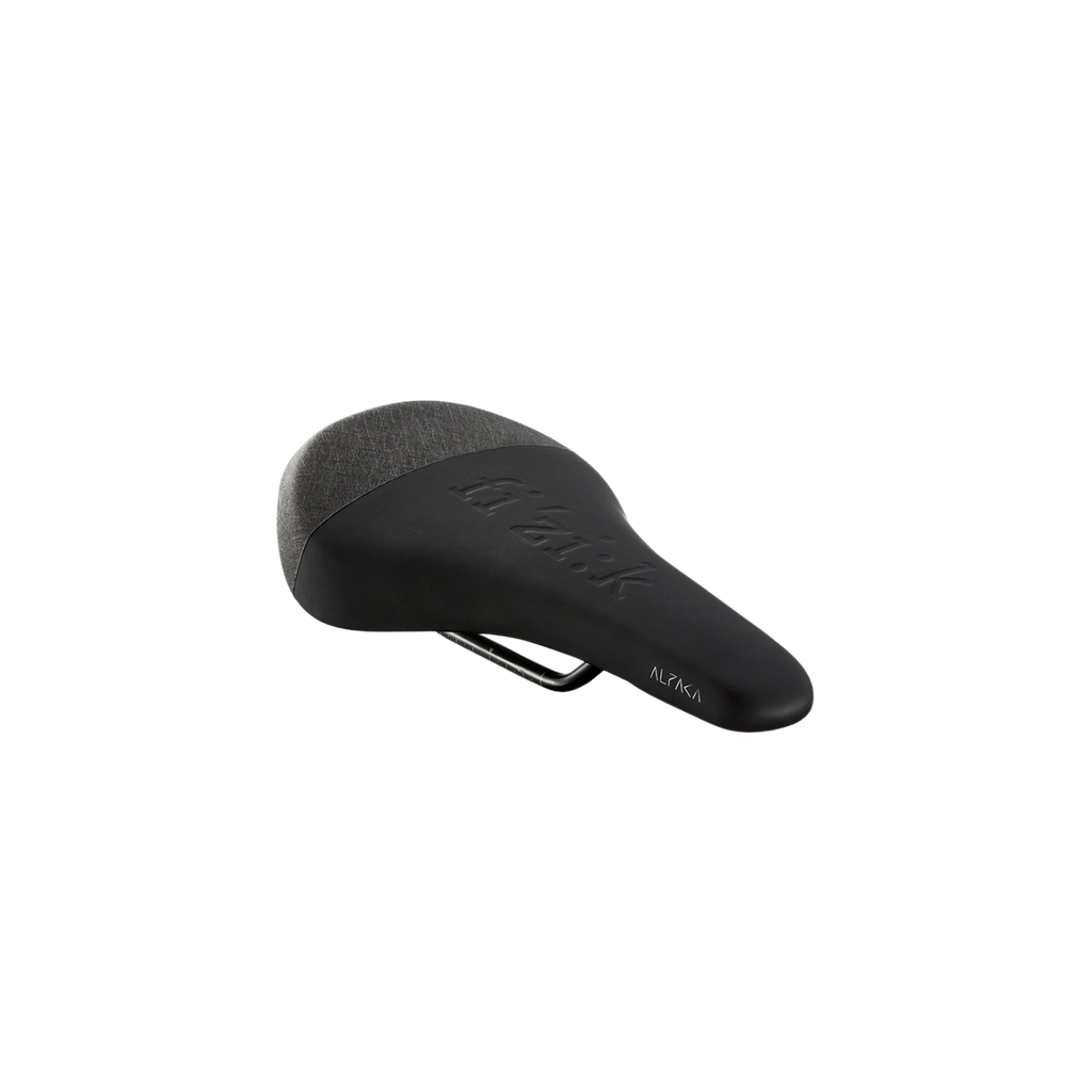 Fizik Terra Gravita X5 Saddle - Black