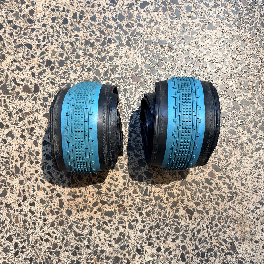 Preloved / Panaracer Gravelking Teal 38c Gravel Tyres