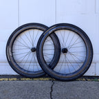 Take Off / ZIPP 303S Carbon Wheelset with Gravelking SK +