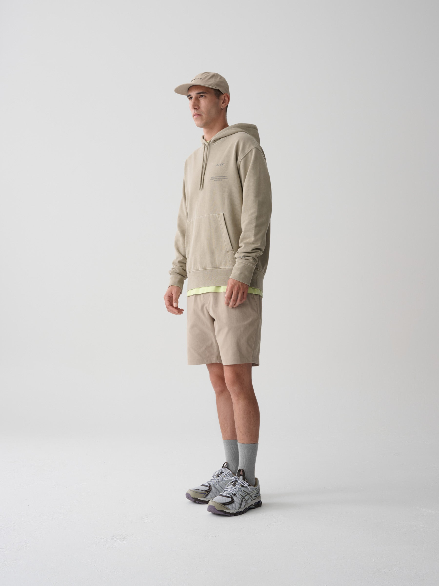 MAAP Transit Tech Short - Greige