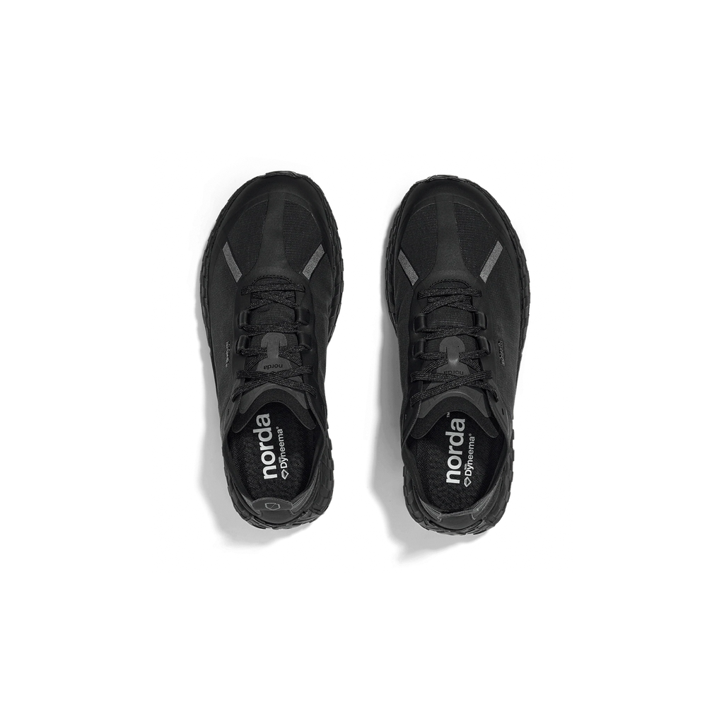 Norda 001A - Black