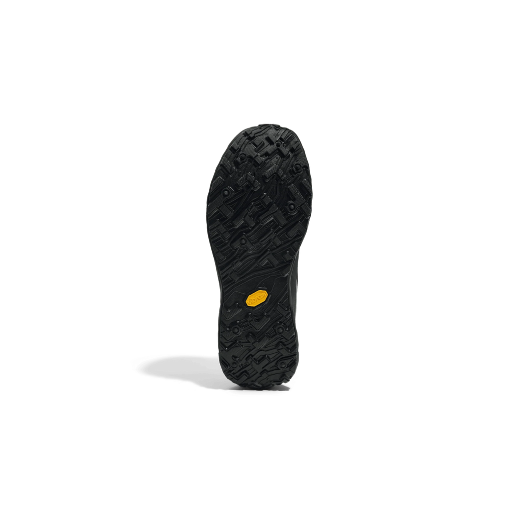 Norda 002 - Stealth Black
