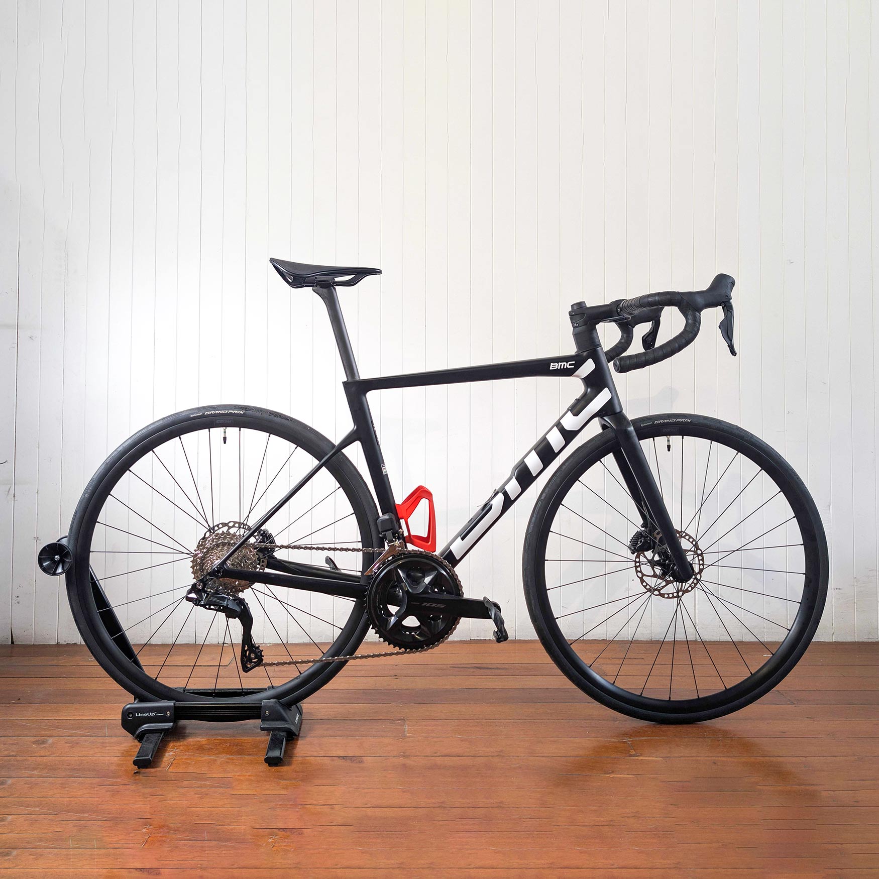 Preloved / BMC TeamMachine Carbon SLR Two - Black 54