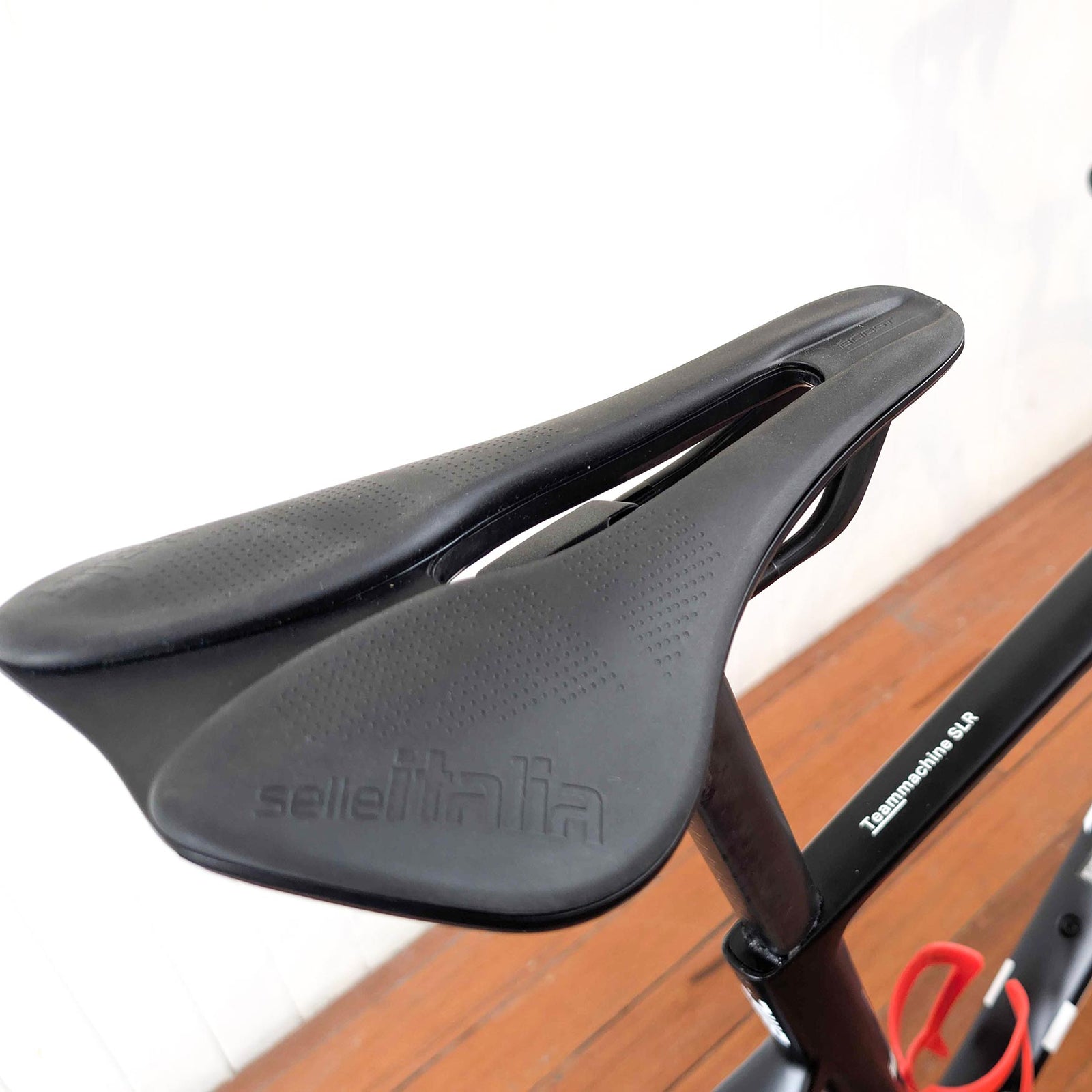 Preloved / BMC TeamMachine Carbon SLR Two - Black 54