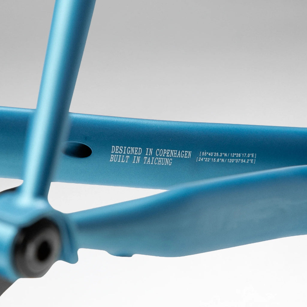 Safi Works Form R32.1 Road Frameset - Steel Blue