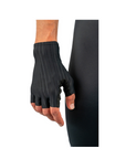 aero-cycling-gear-aero-gloves-black