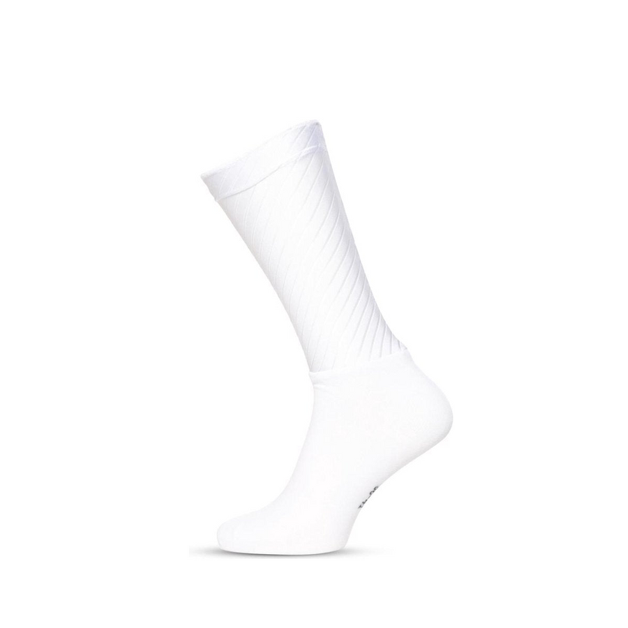 aero-cycling-gear-aero-socks-white