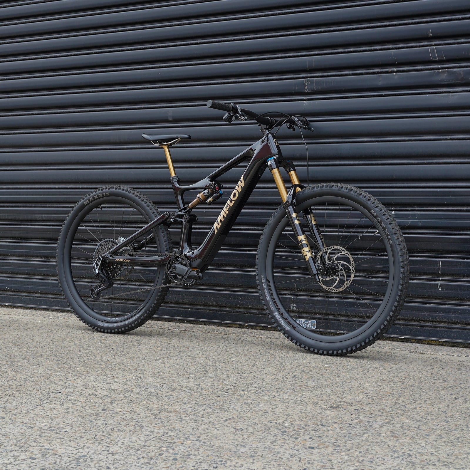 Amflow PL Carbon Pro - Cosmic Black