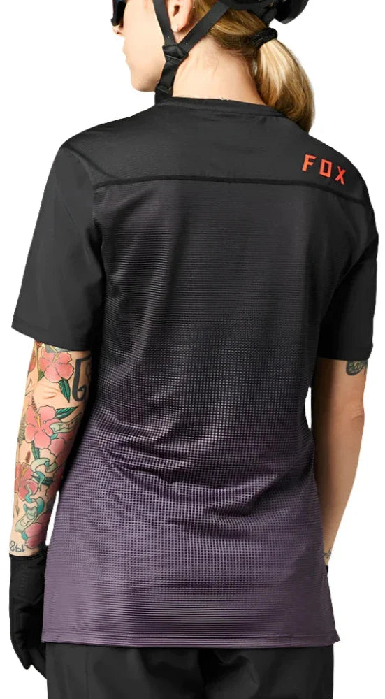 Fox WOMENS FLEXAIR SS JERSEY - Black Back Facing Model