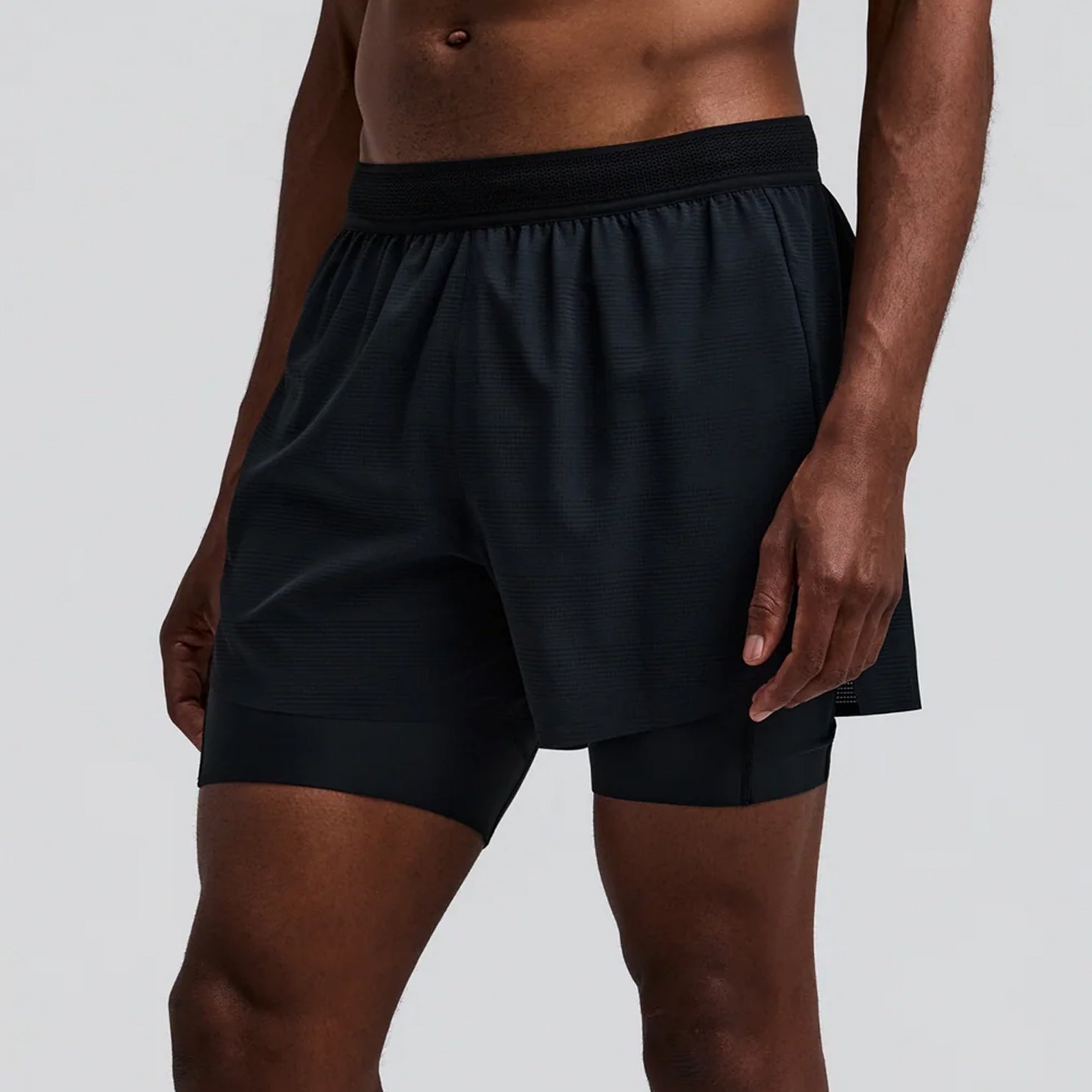 bandit-running-coolgrid™-2-in-1-run-short-black