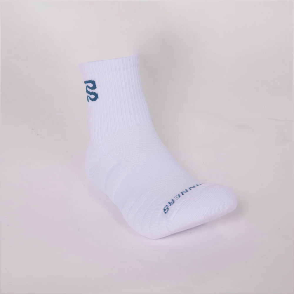 bandit-running-cushion-run-current-quarter-socks-white-with-steel-blue-2-pack