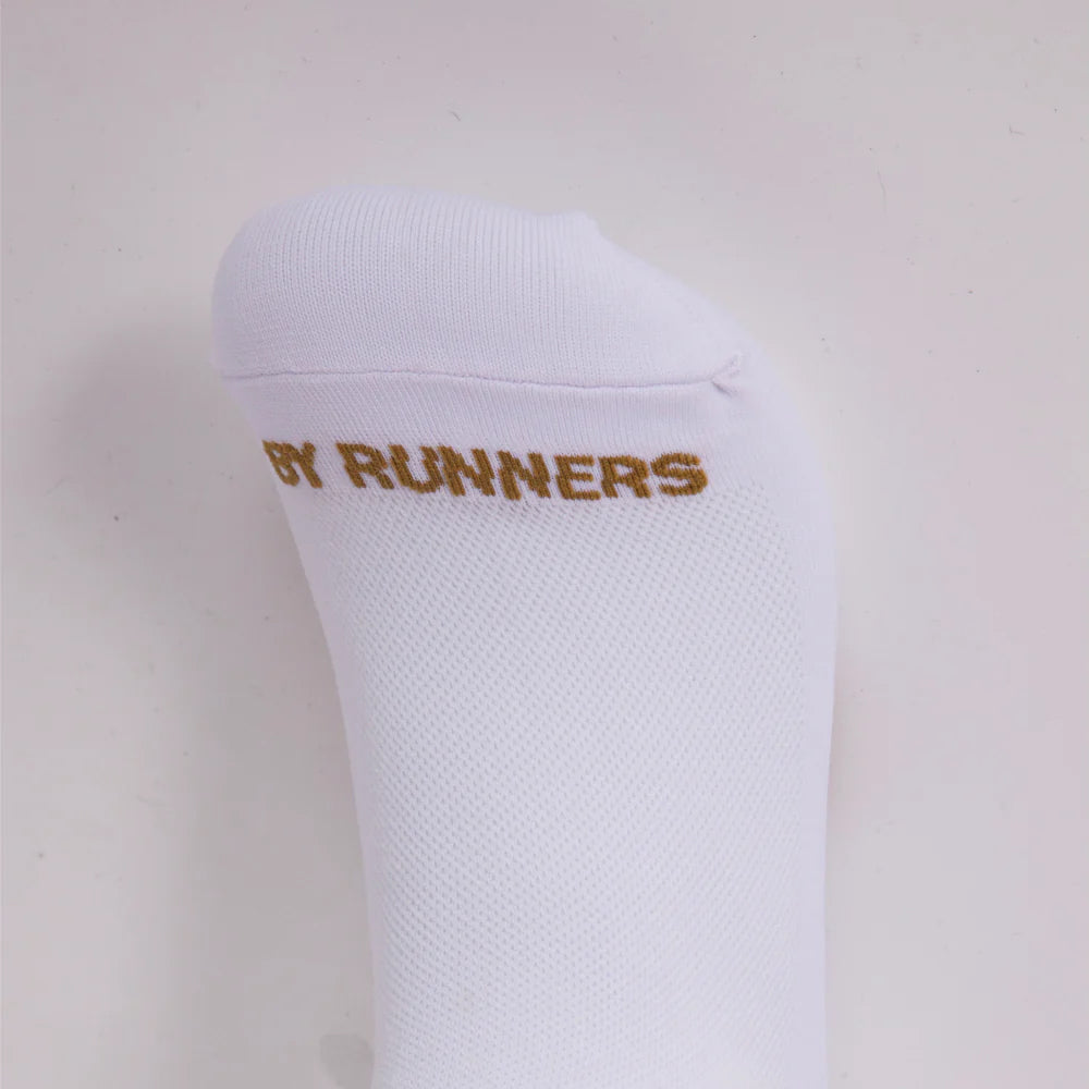 bandit-running-lite-run-quarter-socks-white-with-honey-2-pack