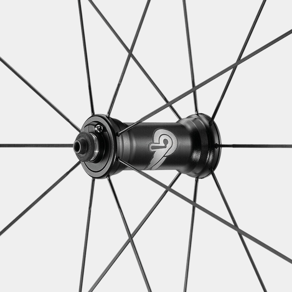 campagnolo-scirocco-c17-cl-wheelset-closeup