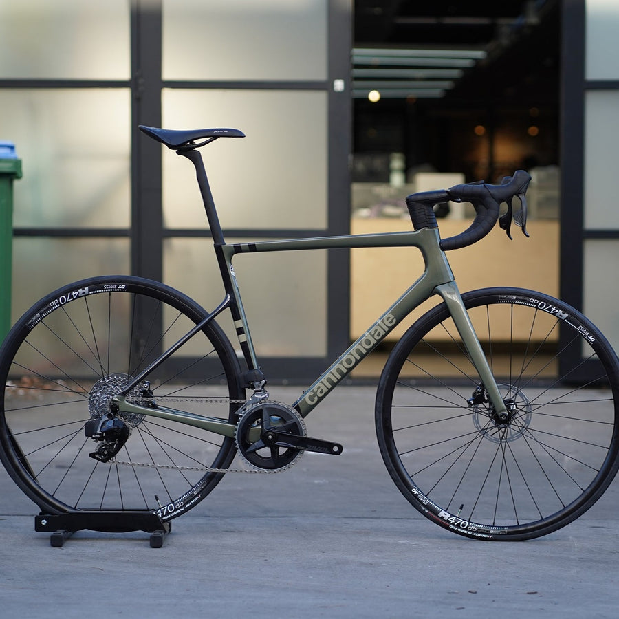 cannondale 12 speed road bike