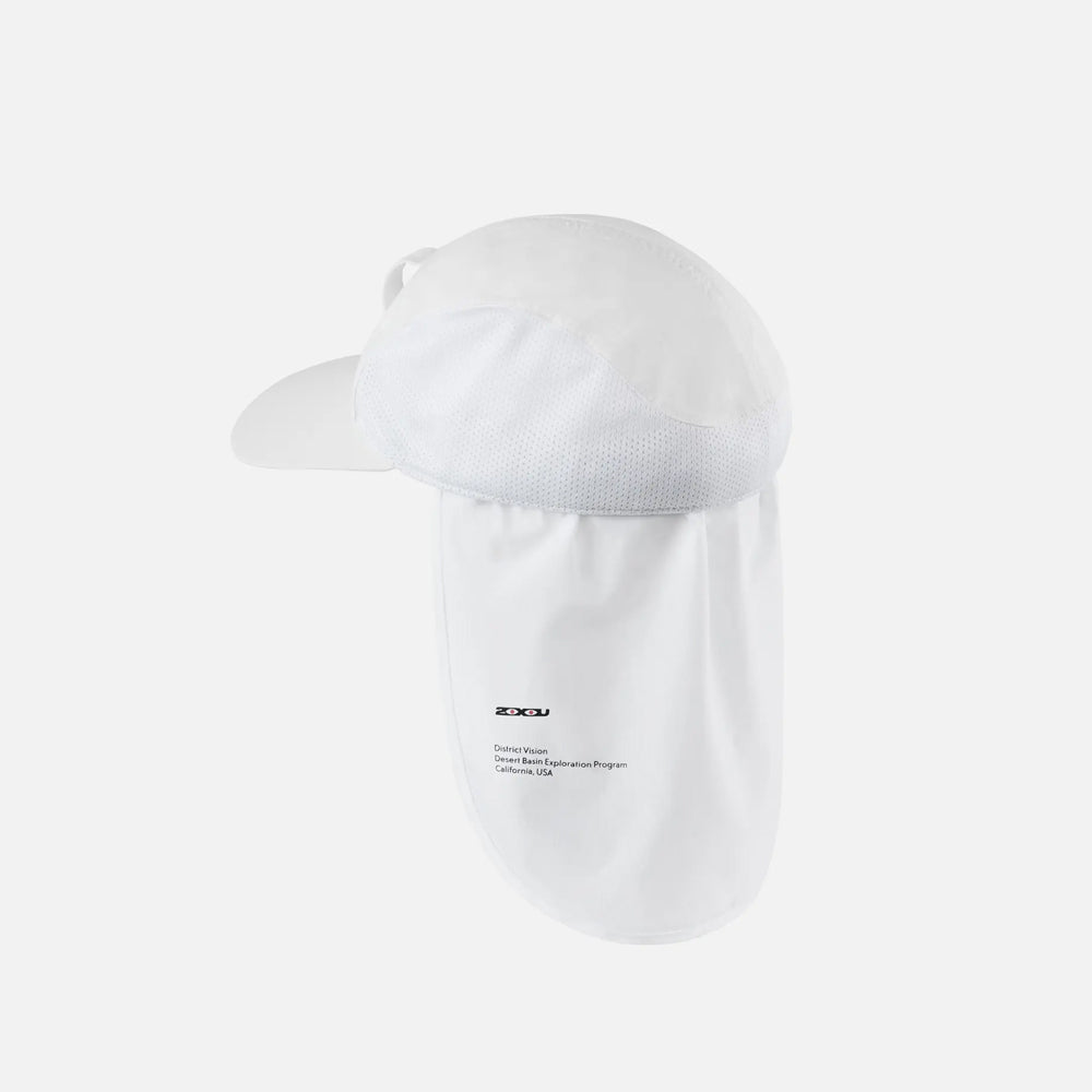 district-vision-2xu-ultralight-desert-hat-white