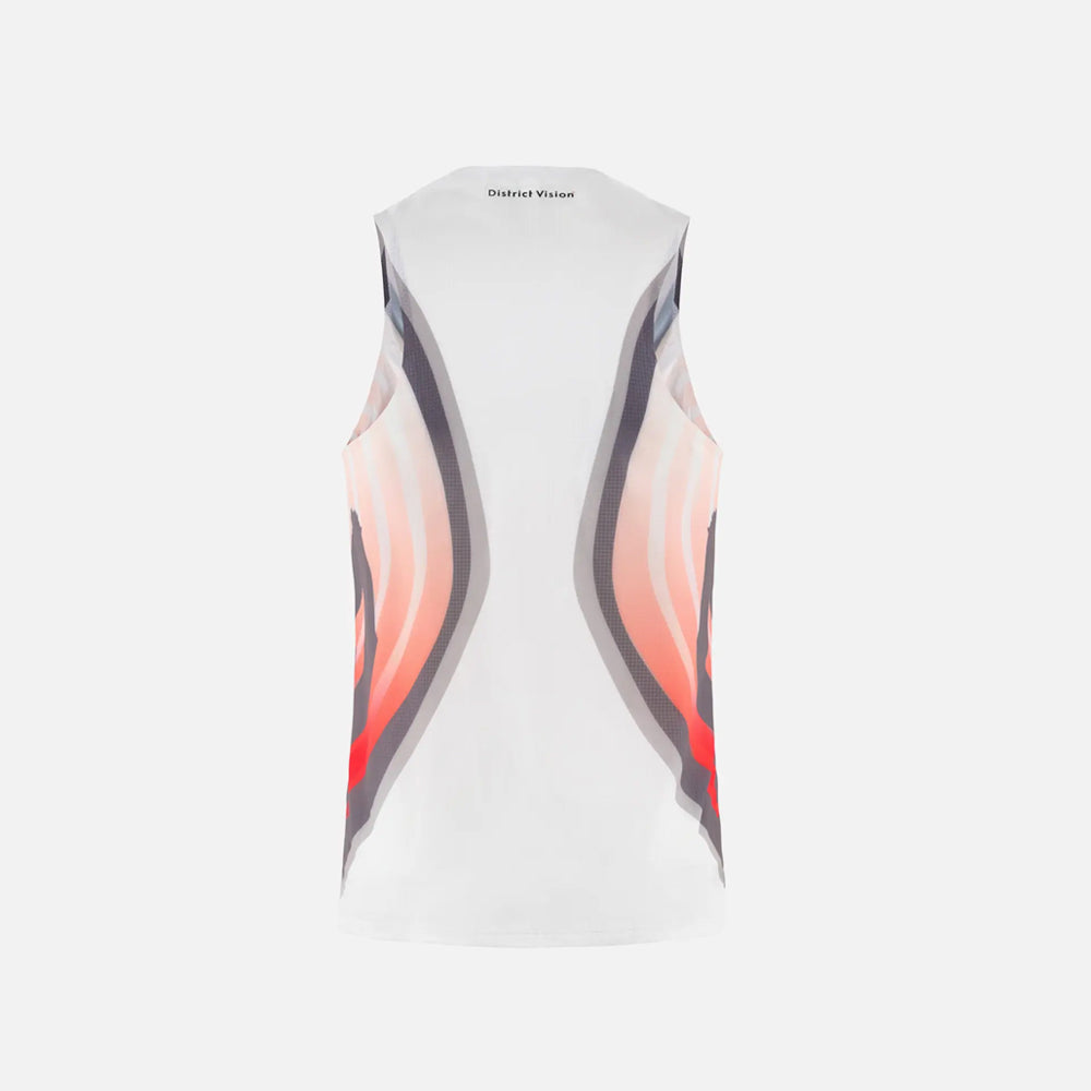 district-vision-2xu-ultralight-desert-singlet-white-heat-visions