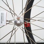 DT Swiss ARC1100 DICUT 62 碳纤维碟刹轮组