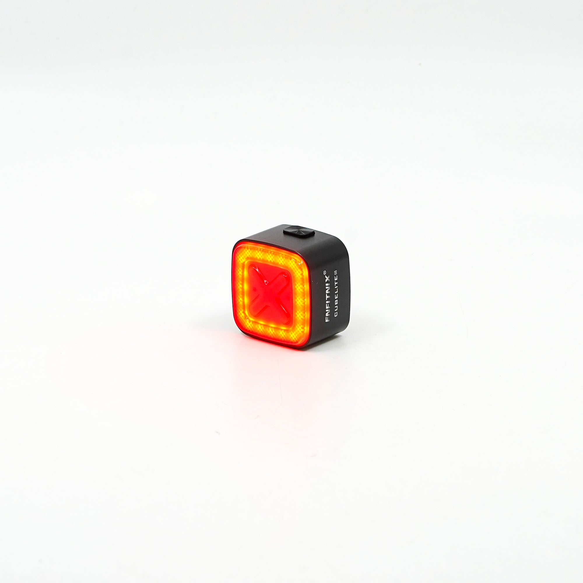 Enfitnix Cubelite III - 后灯