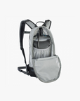 evoc-joyride-4-backpack-carbon-grey-open