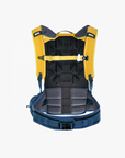 evoc-trail-pro-10-backpack-curry-denim-back
